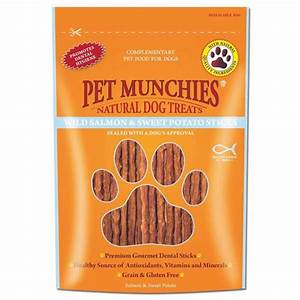 Pet Munchies* Salmon & Sweet Potato Sticks 90g